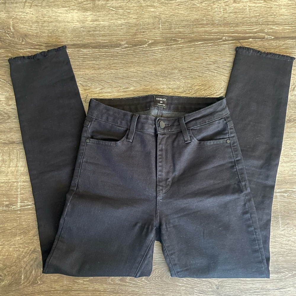 Just Black Hi Rise Skinny  - Sz 26